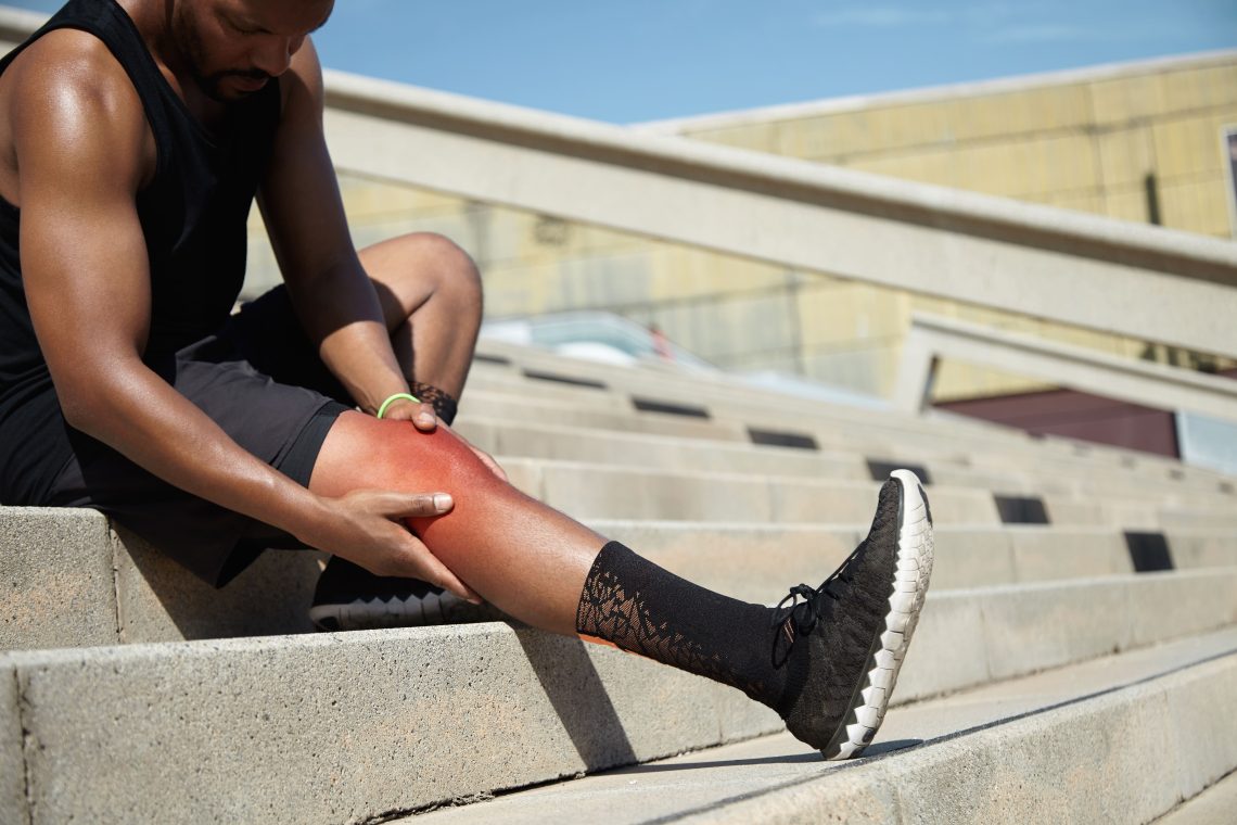 can vitamin d deficiency cause knee pain