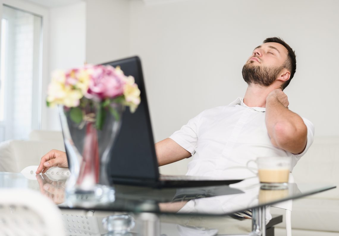 how to cure neck pain fast at home