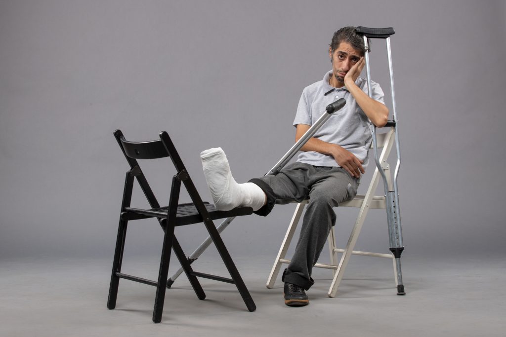 what causes sudden paralysis in legs