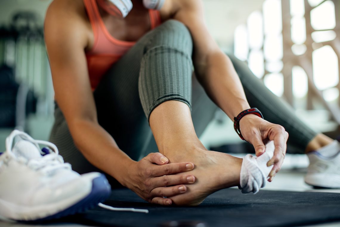 when to worry about sprained ankle